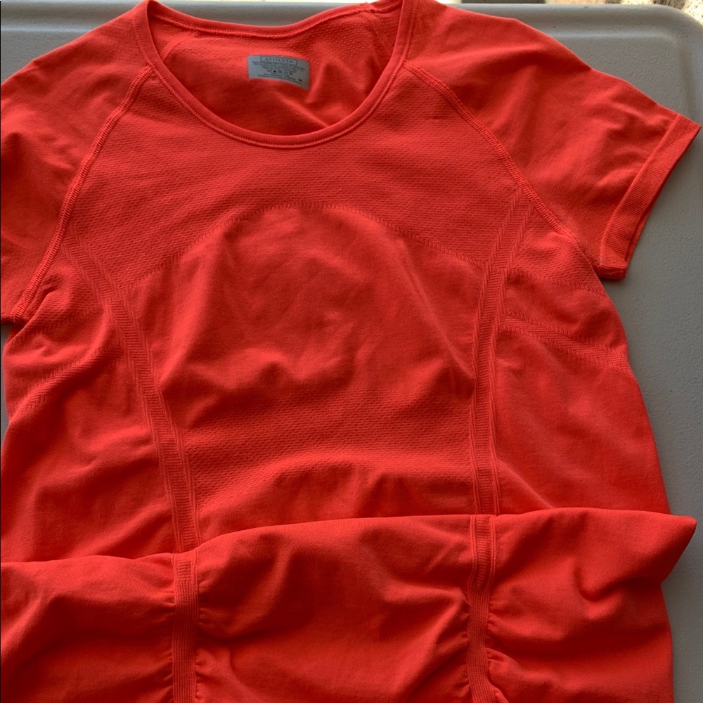 Athleta size Medium bright orange Fastest Tee